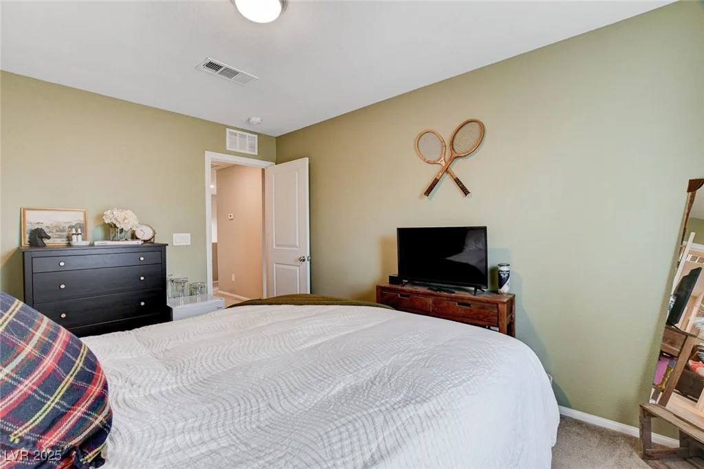 7960 Brookside Falls, Las Vegas, NV 89166