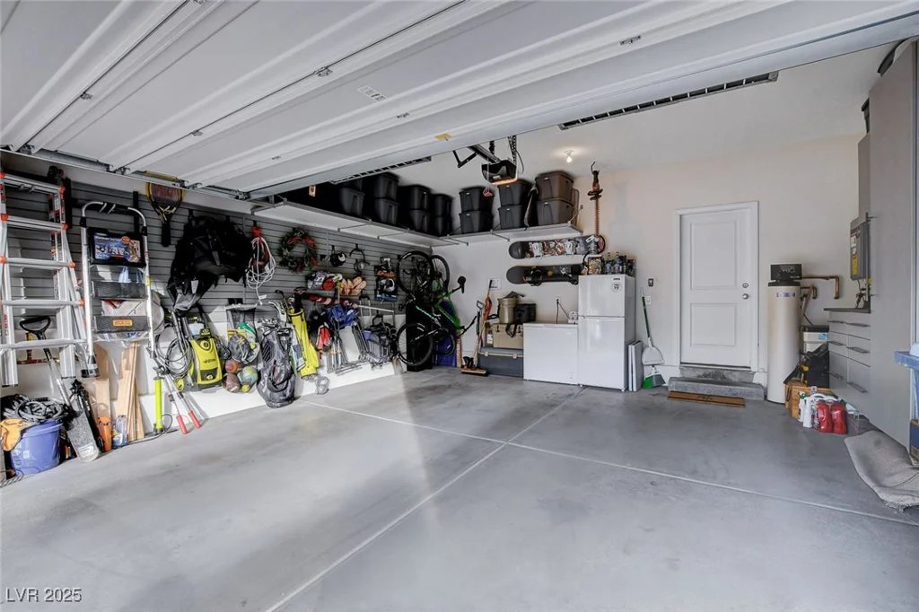 7960 Brookside Falls, Las Vegas, NV 89166