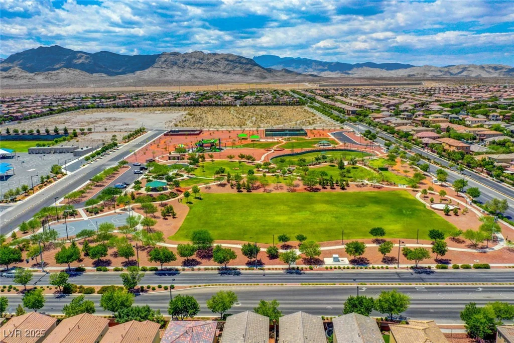 7960 Brookside Falls, Las Vegas, NV 89166