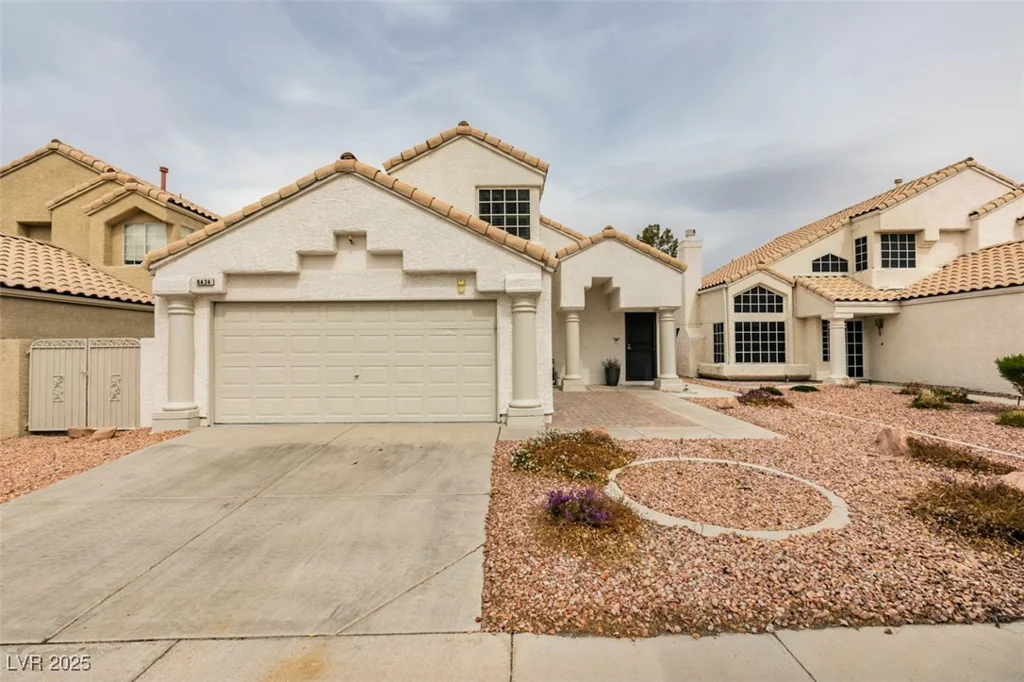 8424 Oyster, Las Vegas, NV 89128