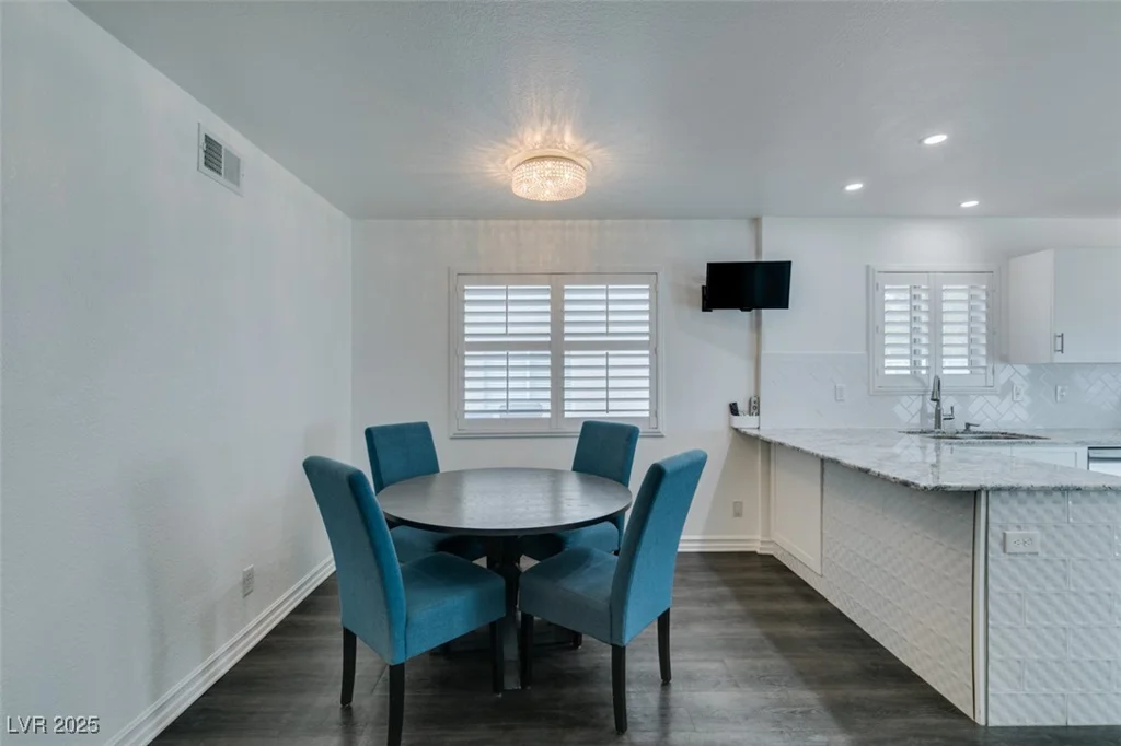 8424 Oyster, Las Vegas, NV 89128