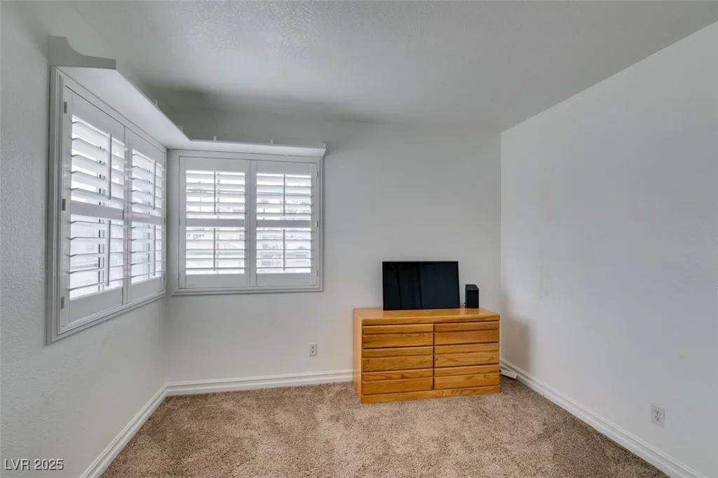 8424 Oyster, Las Vegas, NV 89128