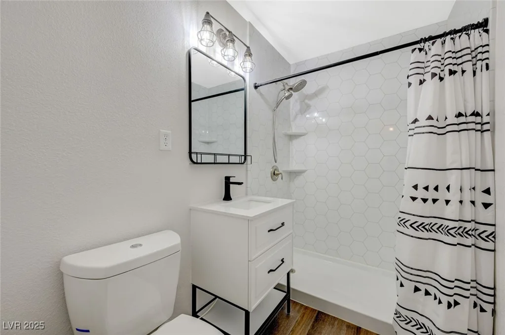 1212 Reynolds, North Las Vegas, NV 89030