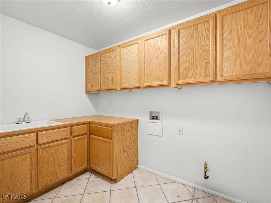 9307 Bondeno, Las Vegas, NV 89123