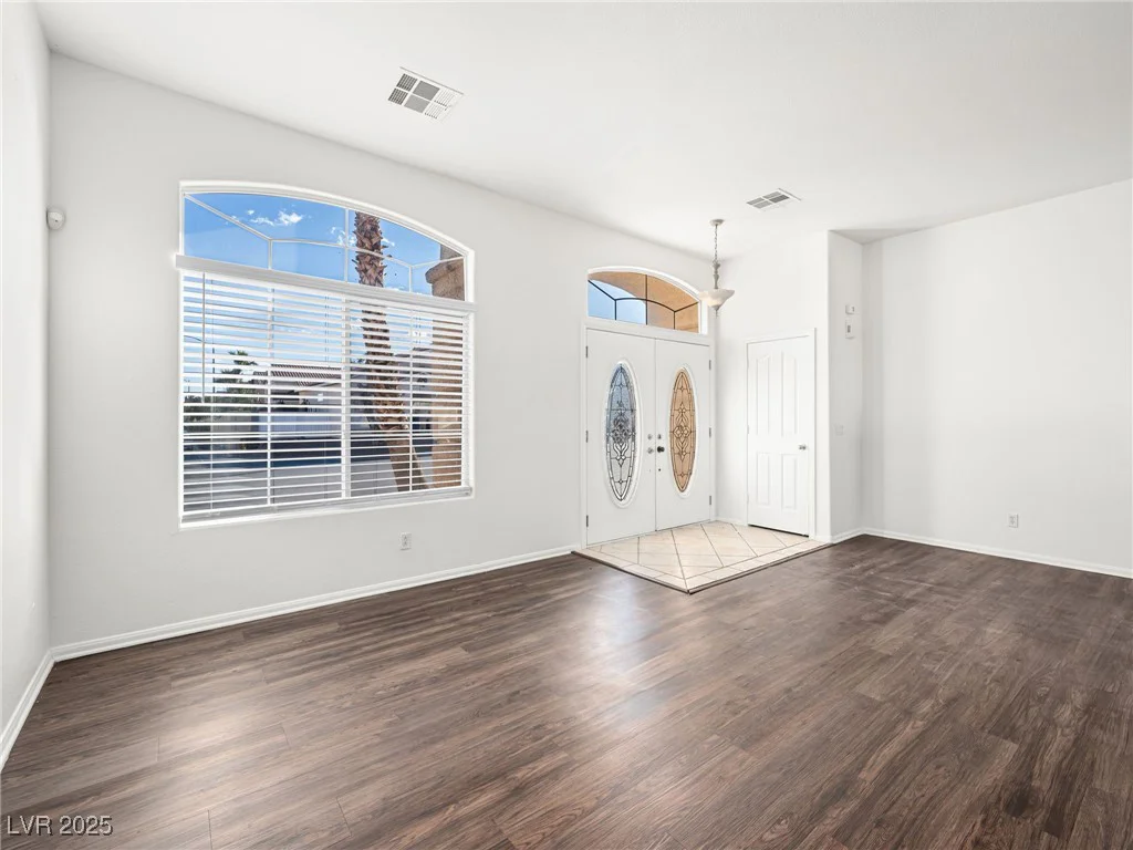 9307 Bondeno, Las Vegas, NV 89123