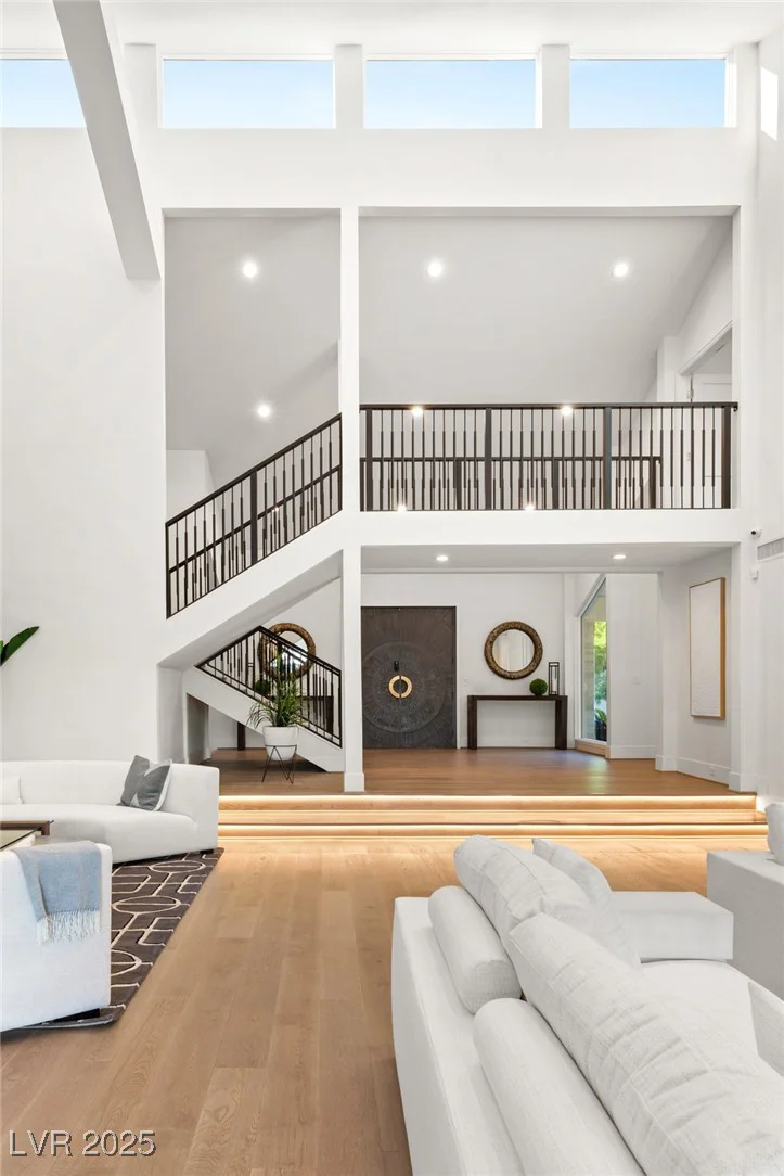 2327 ALTA, Las Vegas, NV 89107