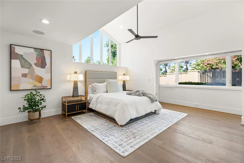 2327 ALTA, Las Vegas, NV 89107
