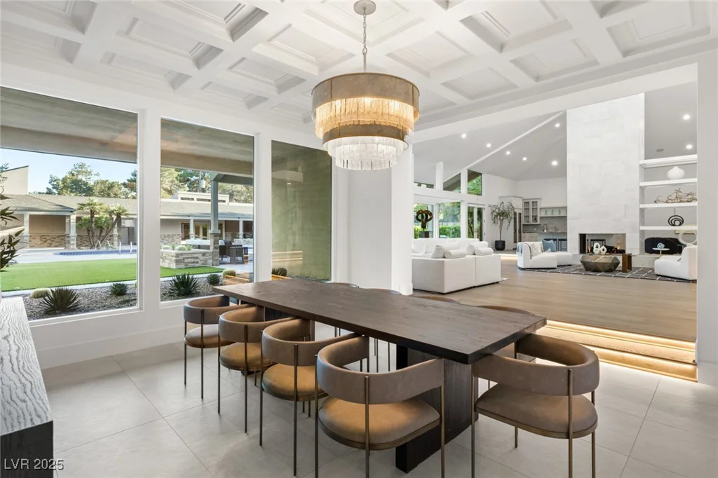 2327 ALTA, Las Vegas, NV 89107