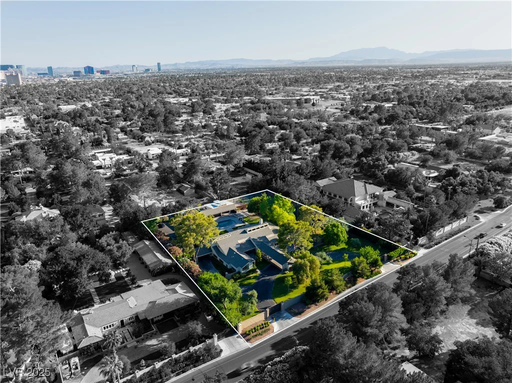 2327 ALTA, Las Vegas, NV 89107