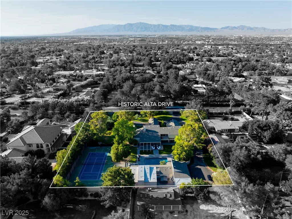 2327 ALTA, Las Vegas, NV 89107