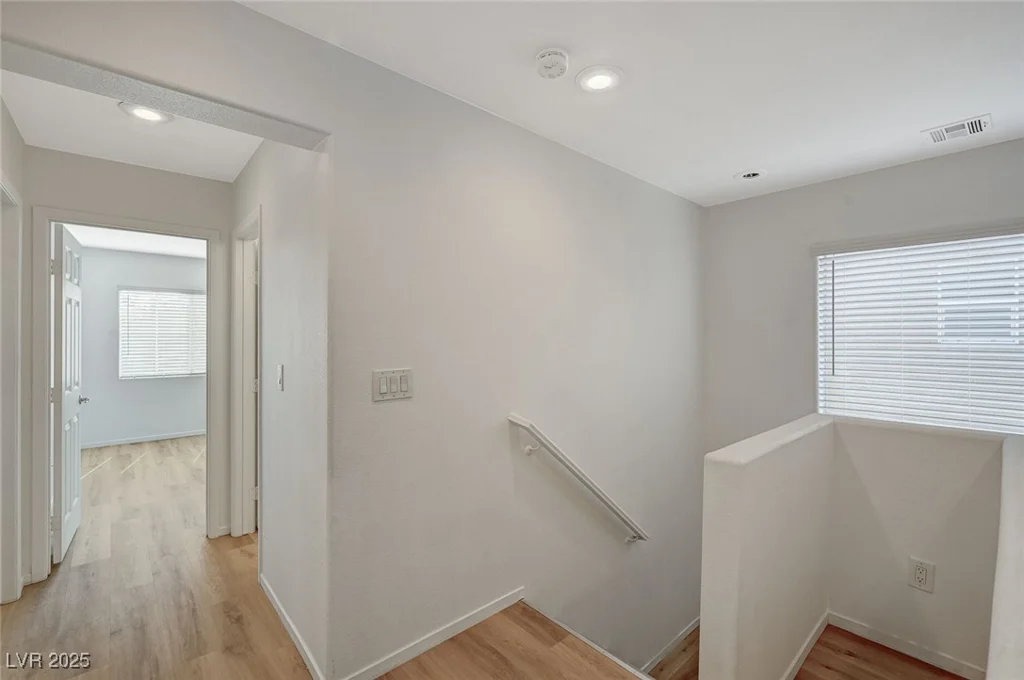 9204 Weeping Hollow, Las Vegas, NV 89178