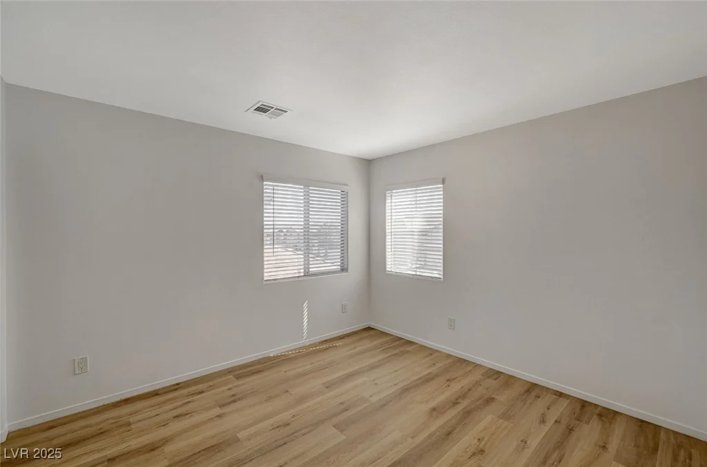 9204 Weeping Hollow, Las Vegas, NV 89178