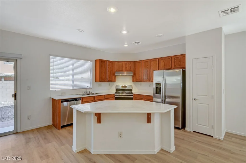 9204 Weeping Hollow, Las Vegas, NV 89178