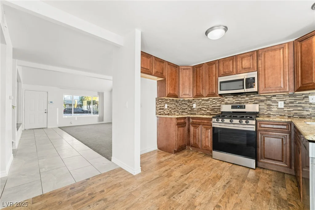 4878 Castle Rock, Las Vegas, NV 89147