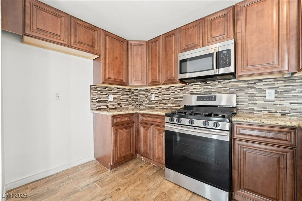 4878 Castle Rock, Las Vegas, NV 89147
