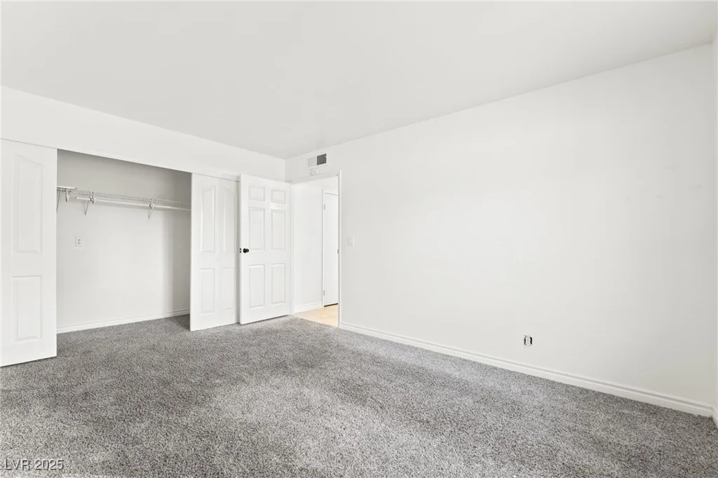 4878 Castle Rock, Las Vegas, NV 89147