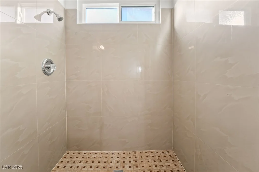 4878 Castle Rock, Las Vegas, NV 89147
