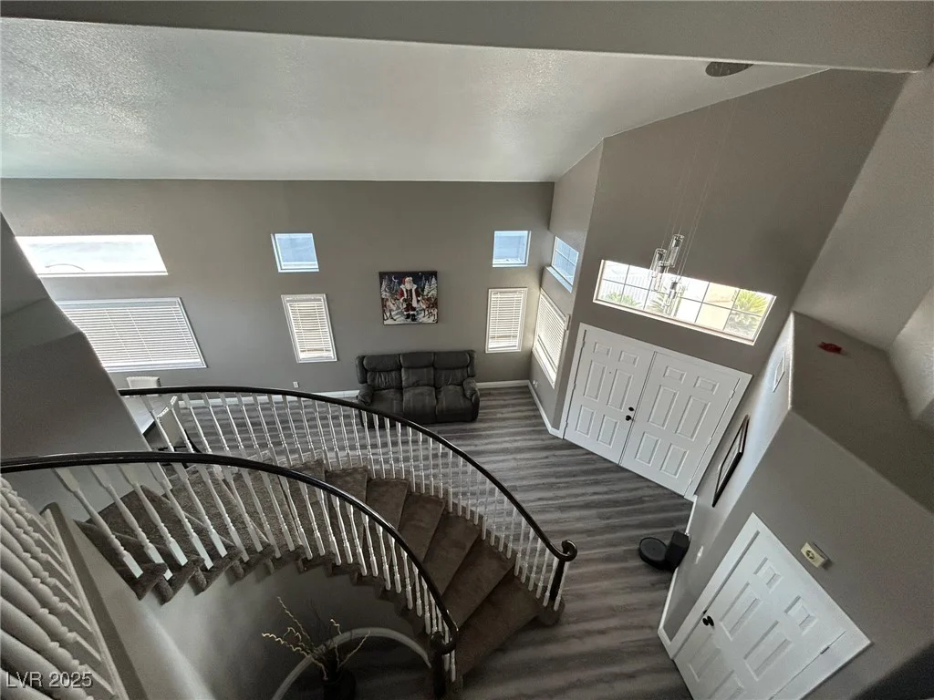 9356 Sparkling Waters, Las Vegas, NV 89129