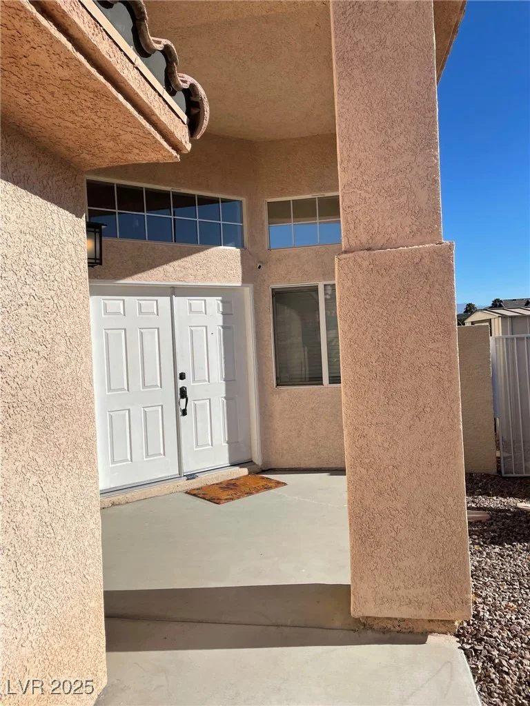 9356 Sparkling Waters, Las Vegas, NV 89129