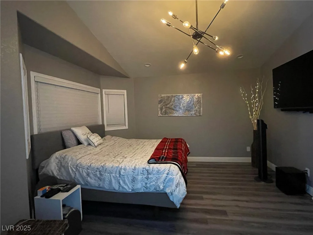 9356 Sparkling Waters, Las Vegas, NV 89129