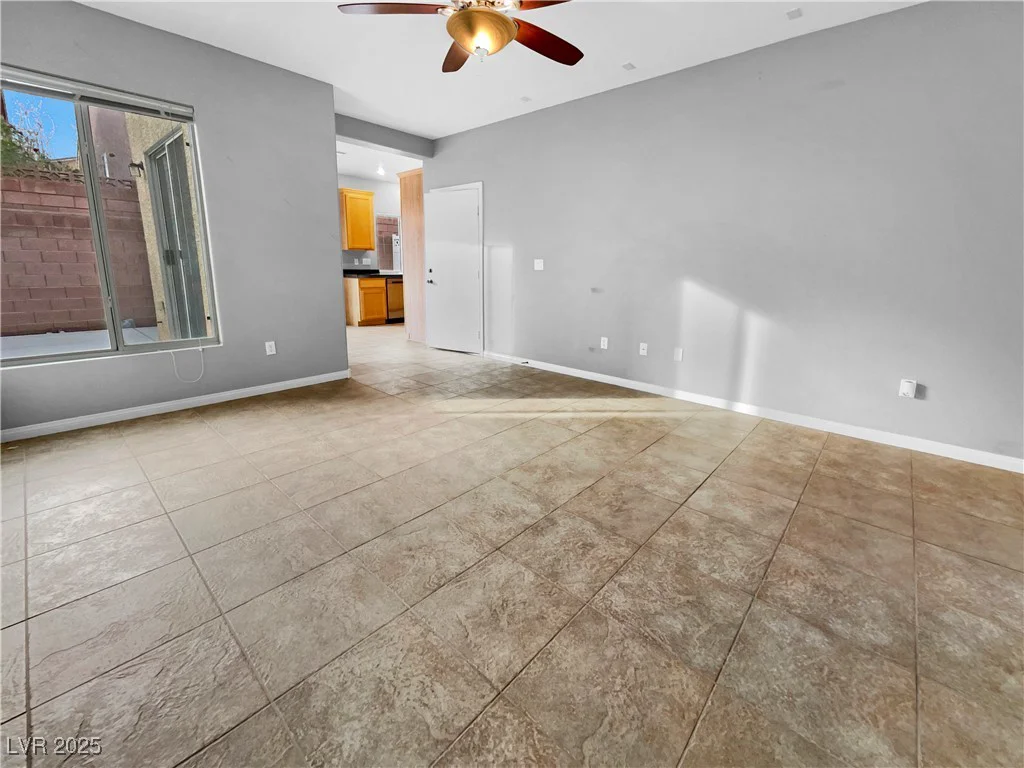 8177 Golden Flowers, Las Vegas, NV 89139