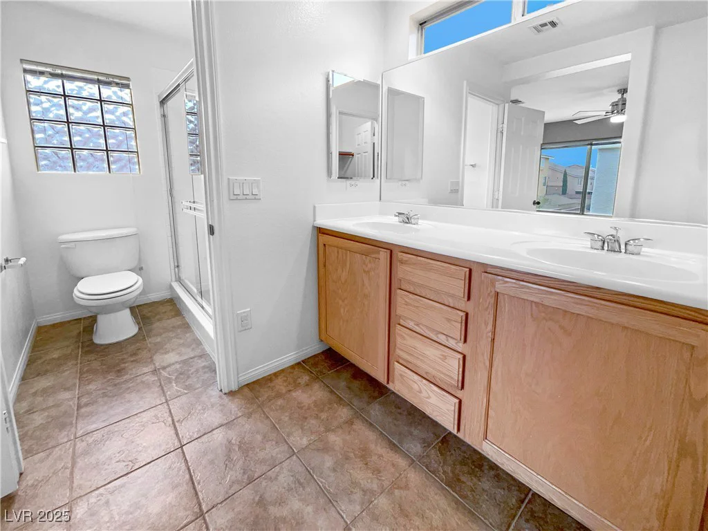 8177 Golden Flowers, Las Vegas, NV 89139