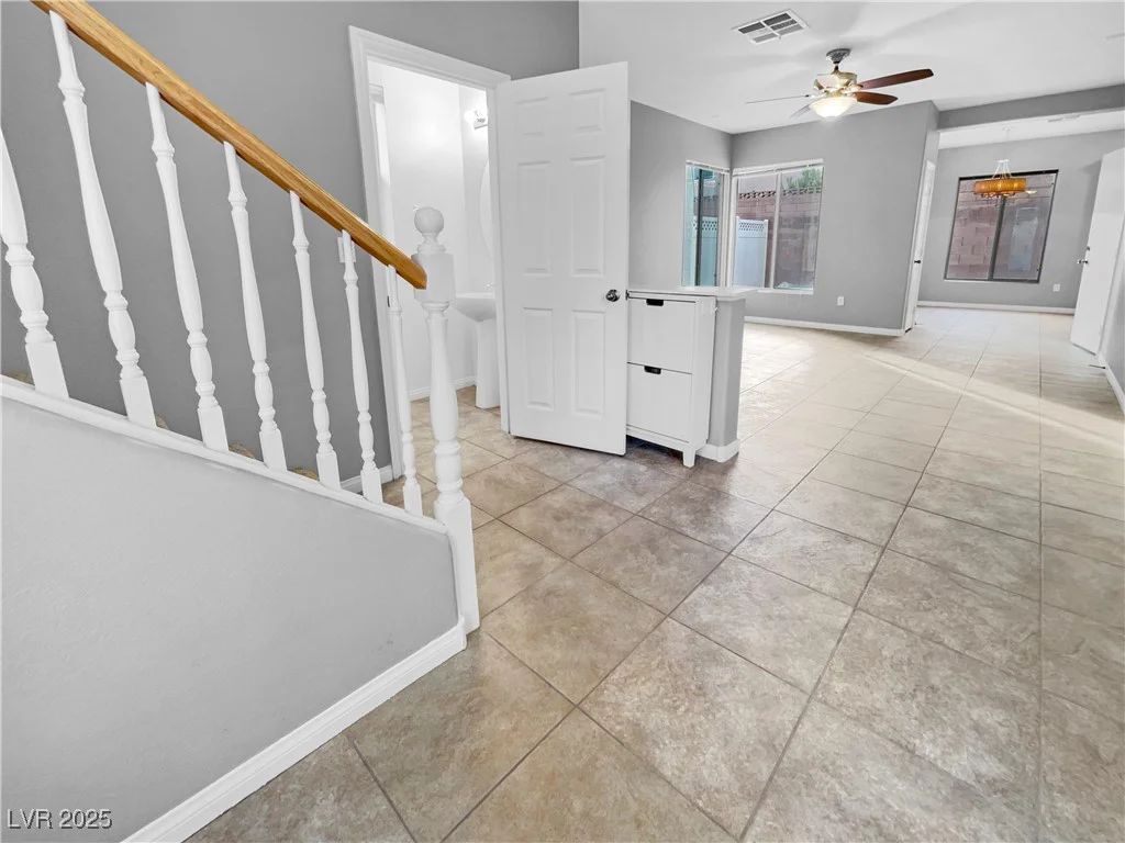 8177 Golden Flowers, Las Vegas, NV 89139
