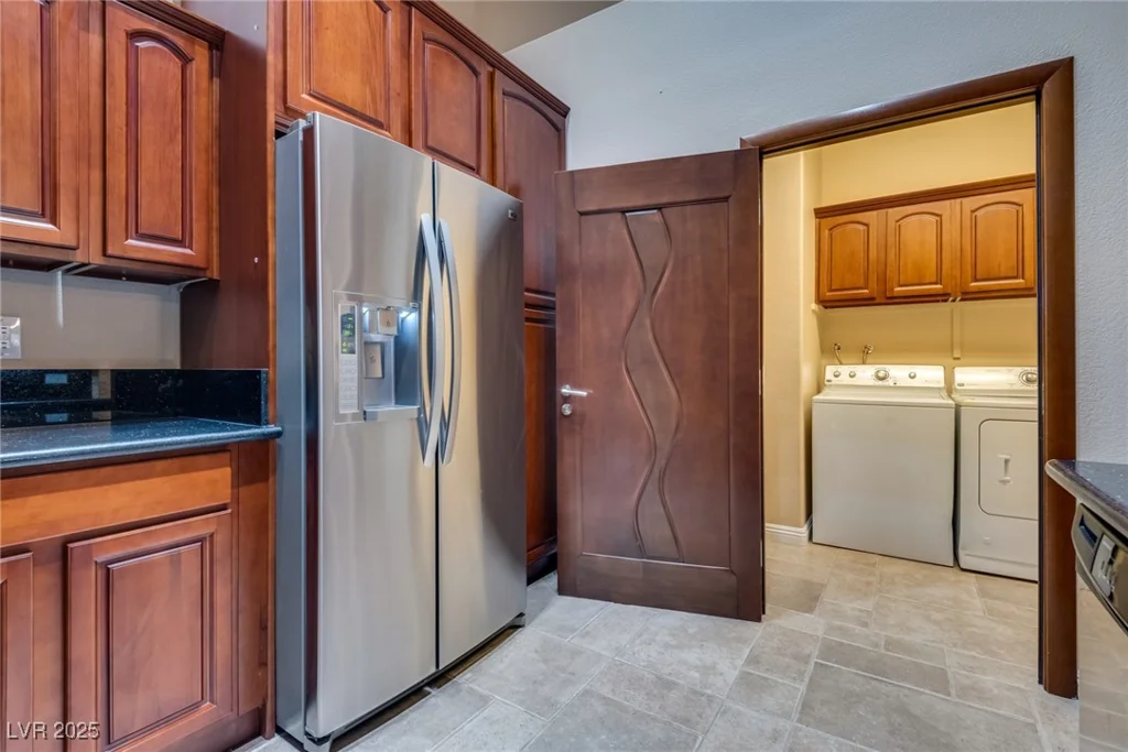 2153 Gravel Hill, Las Vegas, NV 89117