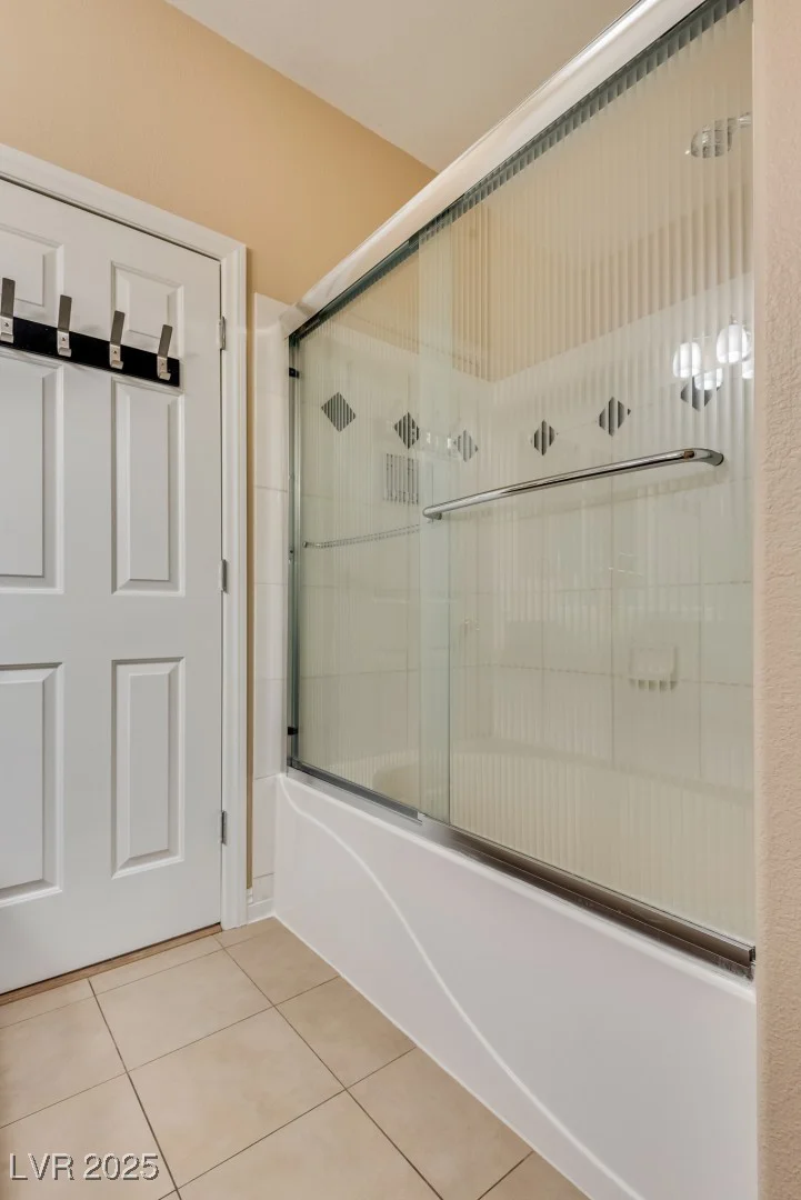 2153 Gravel Hill, Las Vegas, NV 89117
