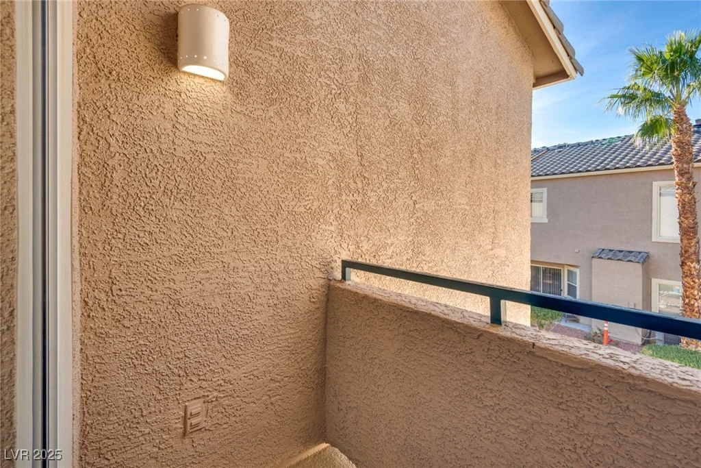 2153 Gravel Hill, Las Vegas, NV 89117