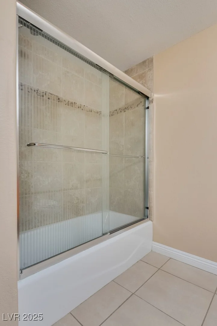 2153 Gravel Hill, Las Vegas, NV 89117