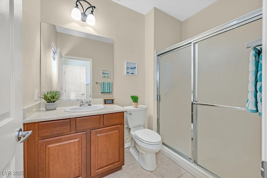 2250 Bensley, Henderson, NV 89044
