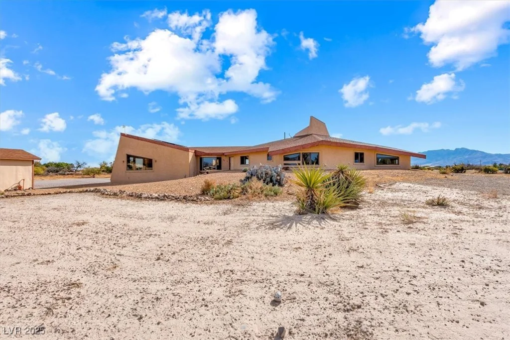 3281 Mark, Pahrump, NV 89060