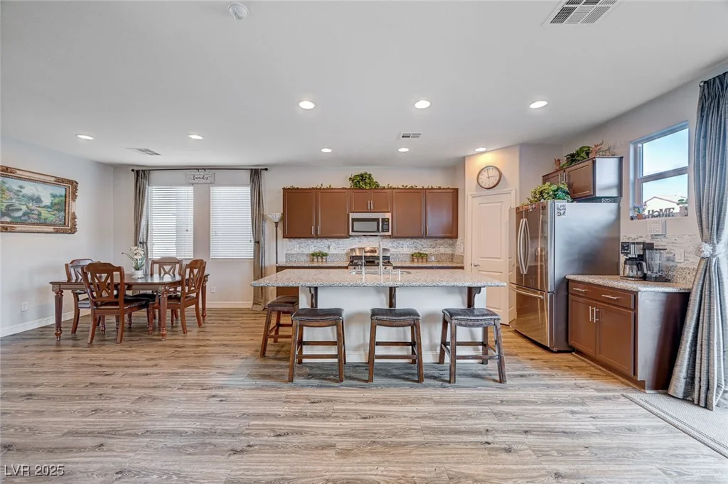 5694 Colbert, North Las Vegas, NV 89081