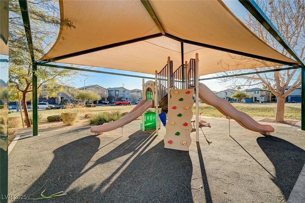 5694 Colbert, North Las Vegas, NV 89081