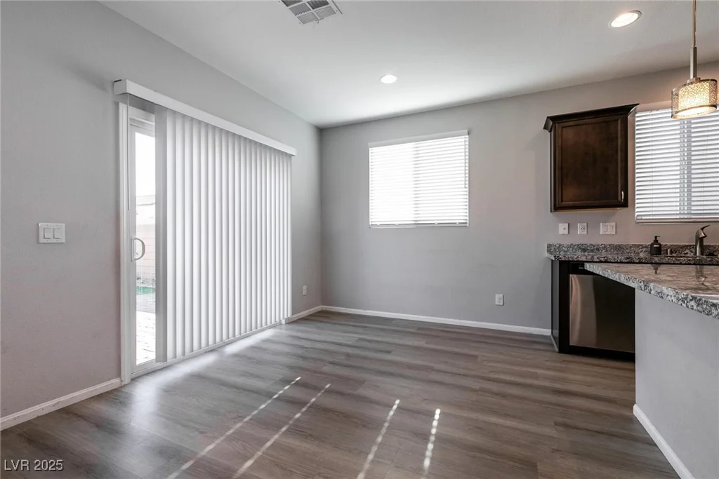 6642 Evander, North Las Vegas, NV 89086