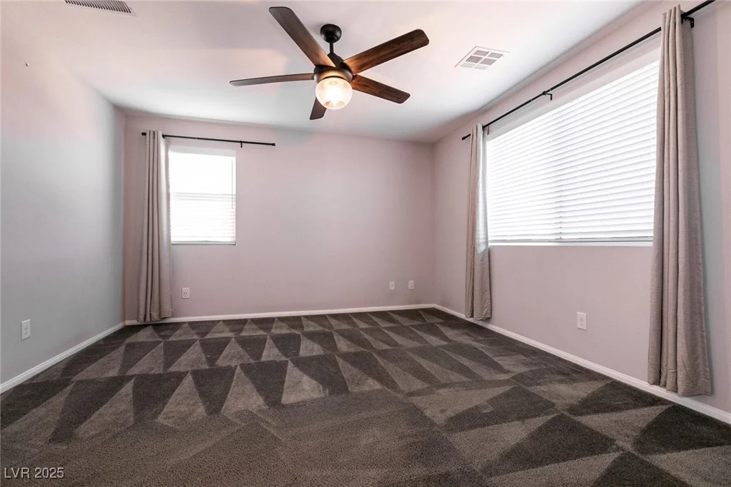 6642 Evander, North Las Vegas, NV 89086