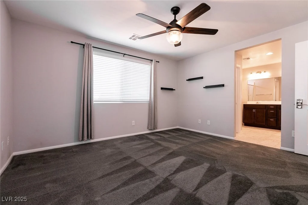 6642 Evander, North Las Vegas, NV 89086