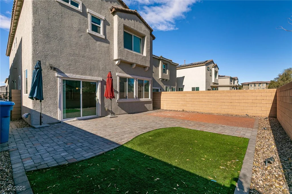6642 Evander, North Las Vegas, NV 89086