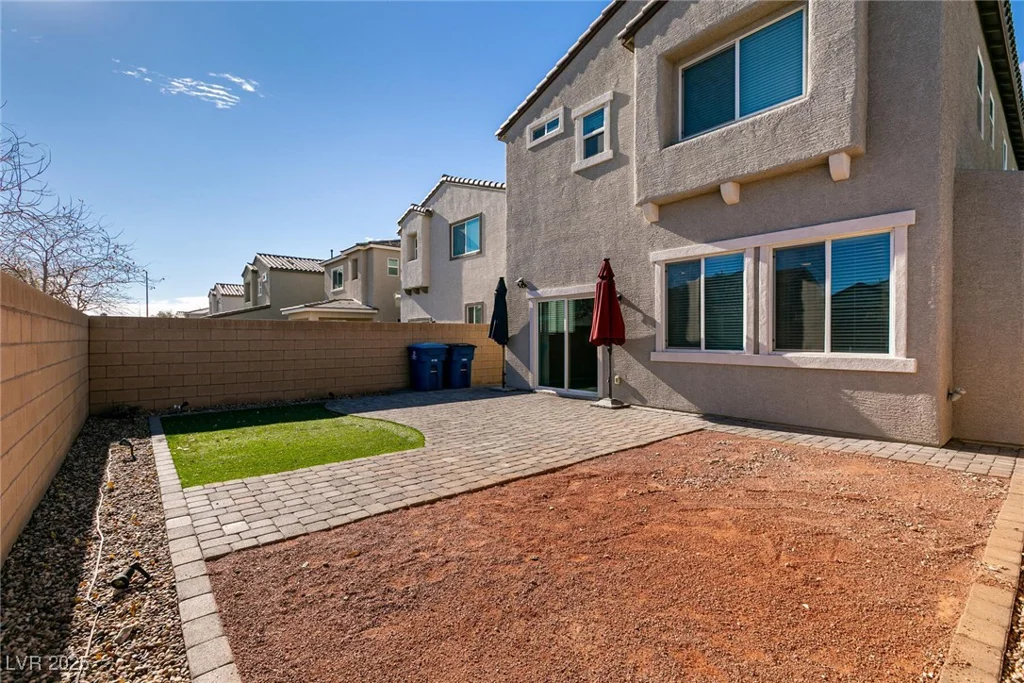 6642 Evander, North Las Vegas, NV 89086