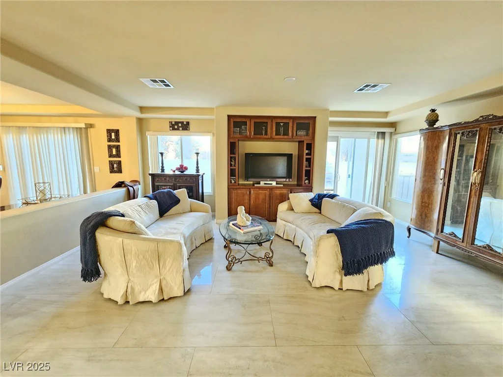 1142 Sax Fifth, Henderson, NV 89052