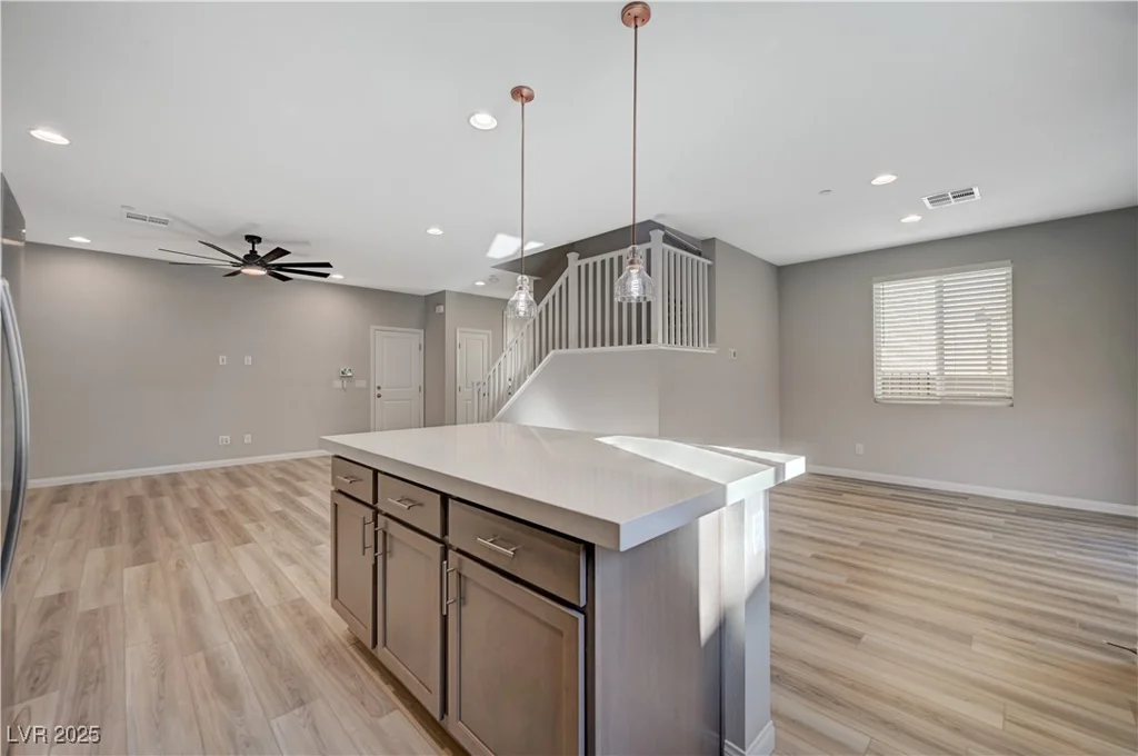 10631 Enridge, Las Vegas, NV 89166