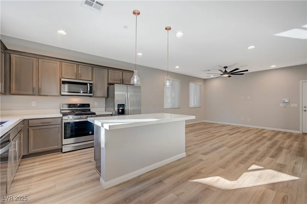 10631 Enridge, Las Vegas, NV 89166