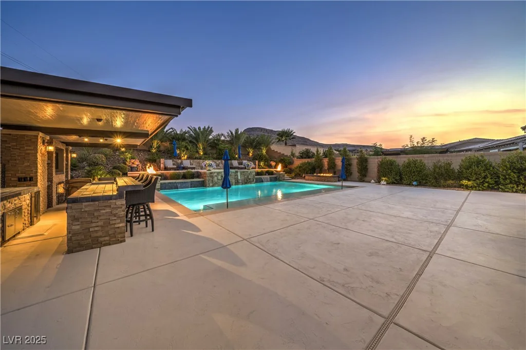 6177 Lautman Ridge, Las Vegas, NV 89141