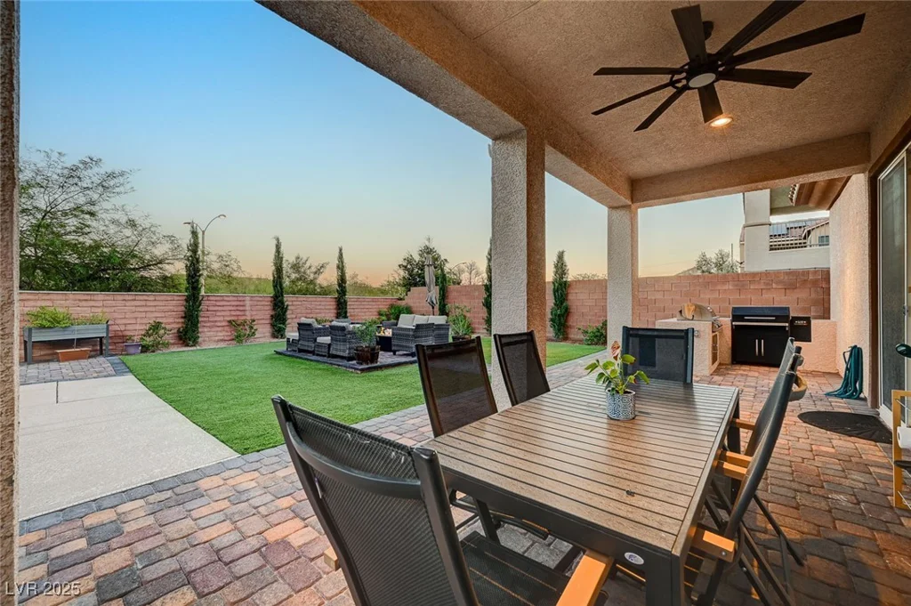 7821 Brianna Cheerful, Las Vegas, NV 89178