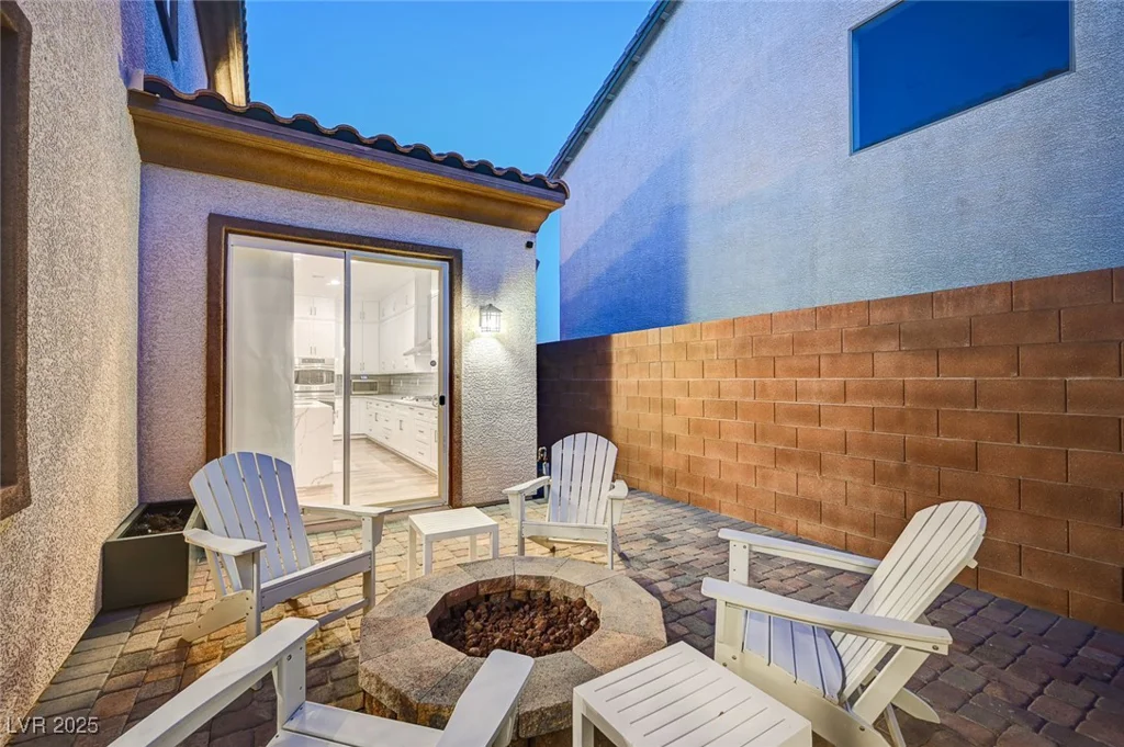 7821 Brianna Cheerful, Las Vegas, NV 89178