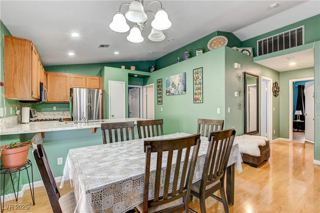 730 Brittany Falls, North Las Vegas, NV 89031