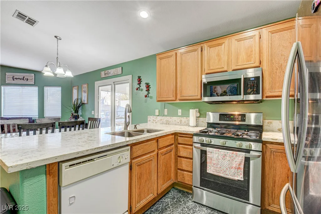 730 Brittany Falls, North Las Vegas, NV 89031