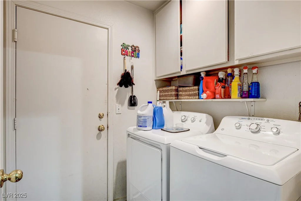 730 Brittany Falls, North Las Vegas, NV 89031