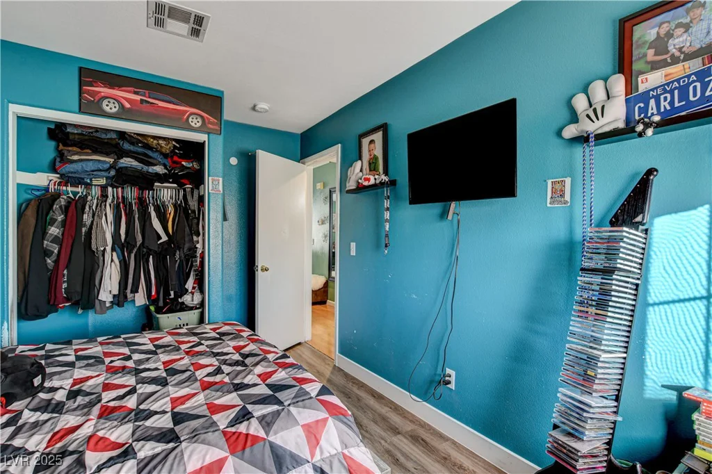730 Brittany Falls, North Las Vegas, NV 89031